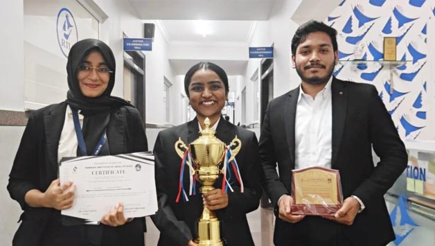 Rudra Chinmayee, M. Mahasin Fatima, GV Dheeraj participated in 4th inter university Moot CourtCompetition 2025