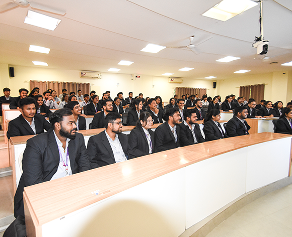 moot-court